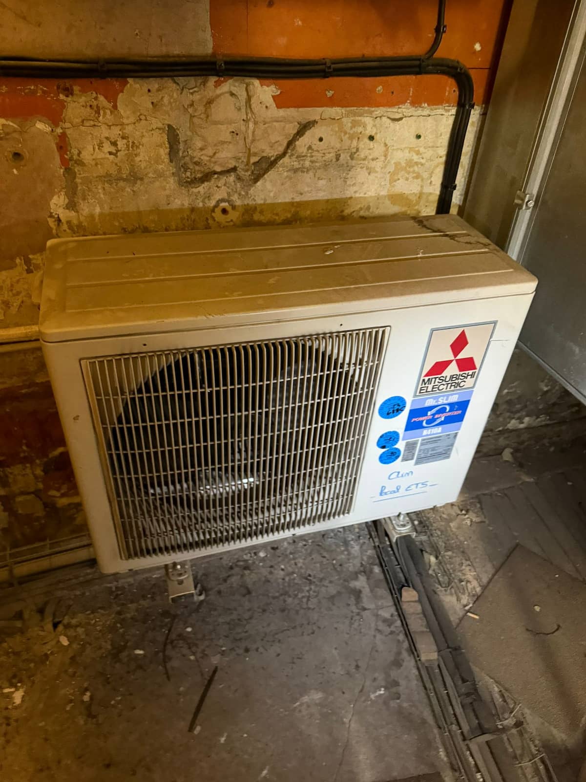 Moteur ventilation banque 2